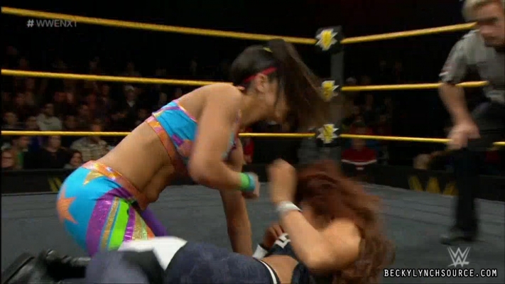 Click to view full size image
==============
Becky20151218_Still134.jpg Becky20151218_Still134.jpg