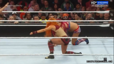 Click to view full size image
==============
Becky20151228_Still1251.jpg Becky20151228_Still1251.jpg