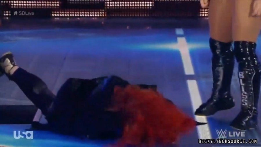 Becky20160927_Still063.jpg