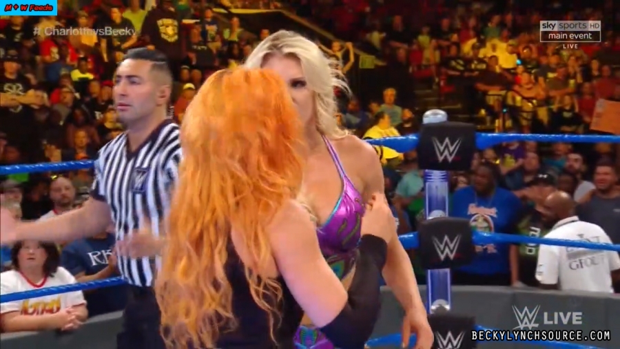 Click to view full size image
==============
Becky20170718_Still1158.jpg Becky20170718_Still1158.jpg