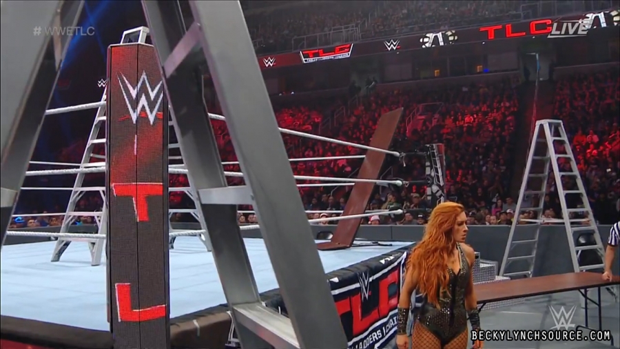 BeckyPPV20181216_Still1164.jpg