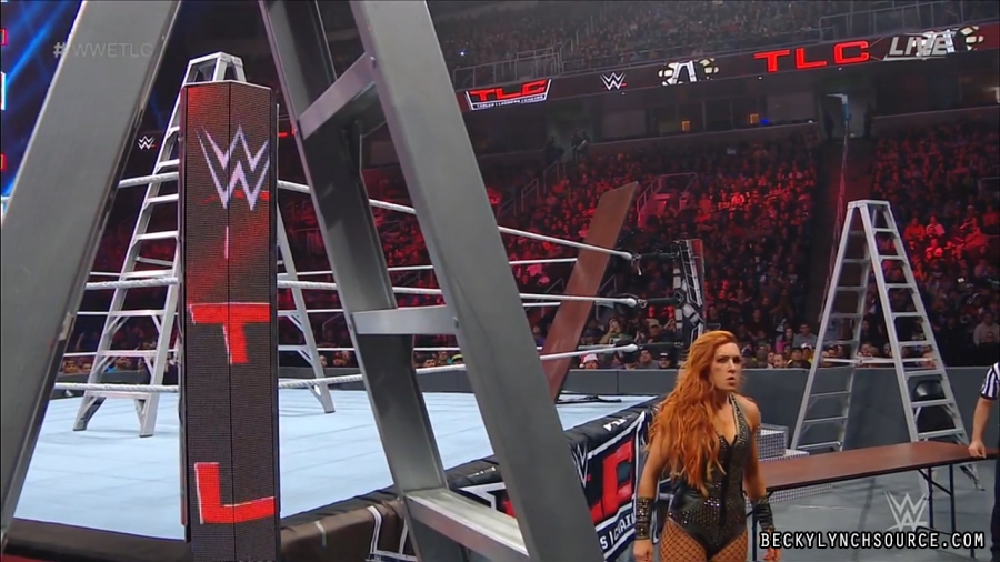 BeckyPPV20181216_Still1165.jpg