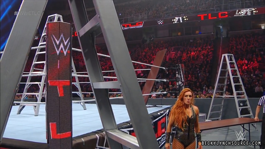 BeckyPPV20181216_Still1166.jpg