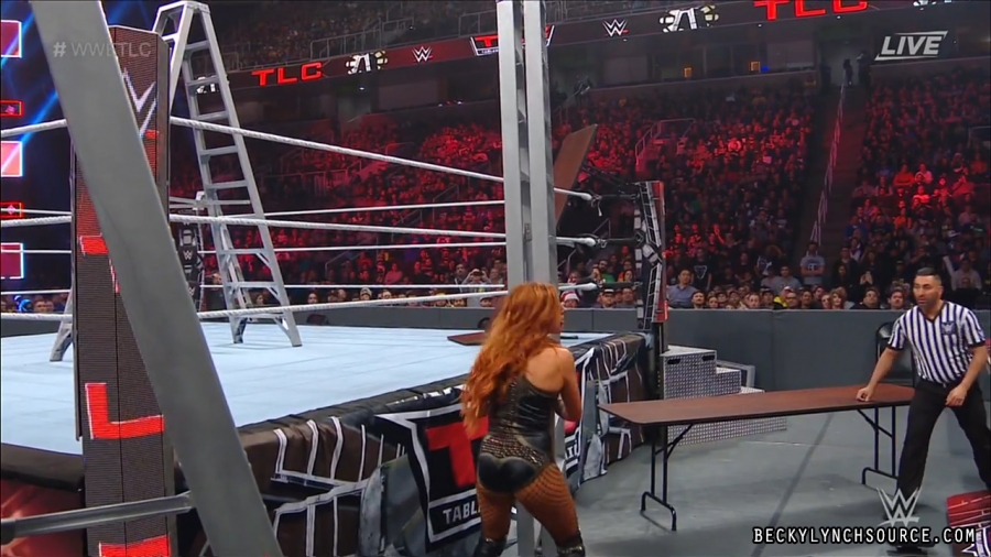 BeckyPPV20181216_Still1220.jpg