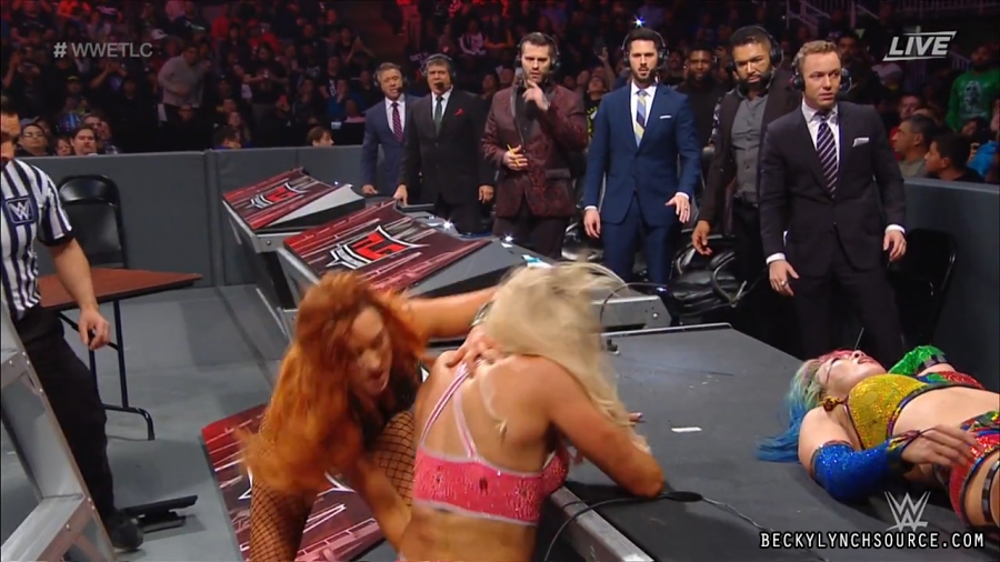 BeckyPPV20181216_Still1285.jpg