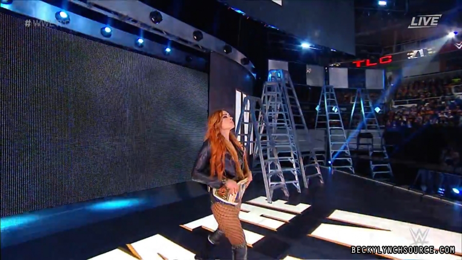 BeckyPPV20181216_Still326.jpg