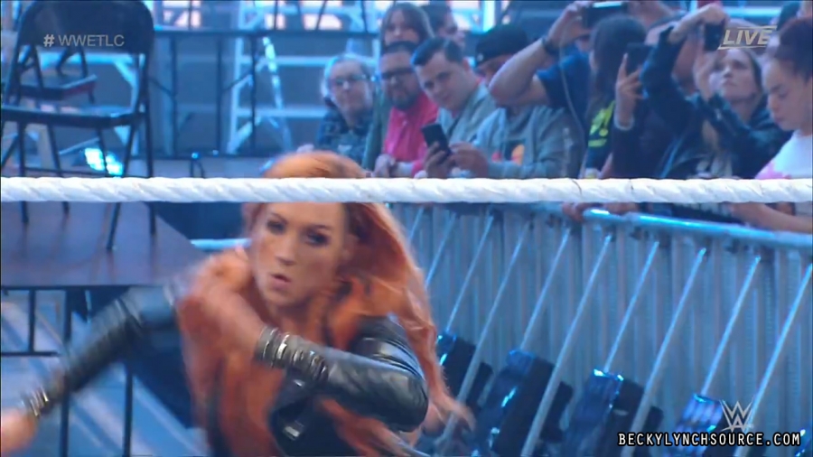 BeckyPPV20181216_Still373.jpg