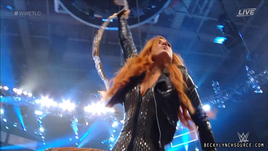 BeckyPPV20181216_Still396.jpg