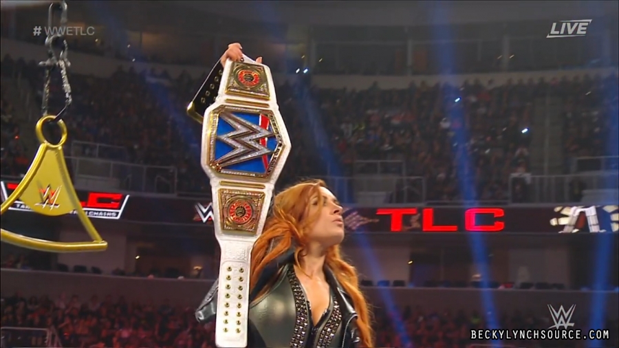 BeckyPPV20181216_Still483.jpg