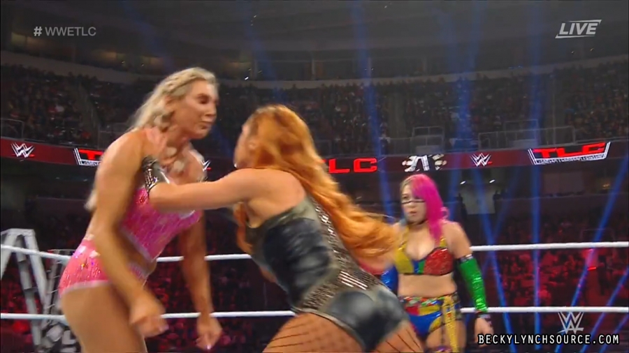 BeckyPPV20181216_Still600.jpg