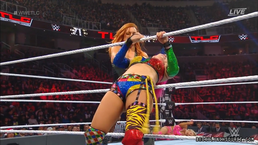 BeckyPPV20181216_Still659.jpg