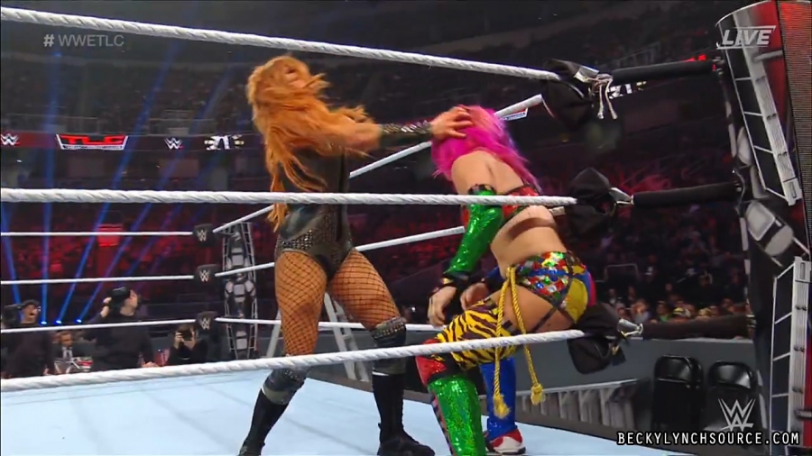 BeckyPPV20181216_Still703.jpg