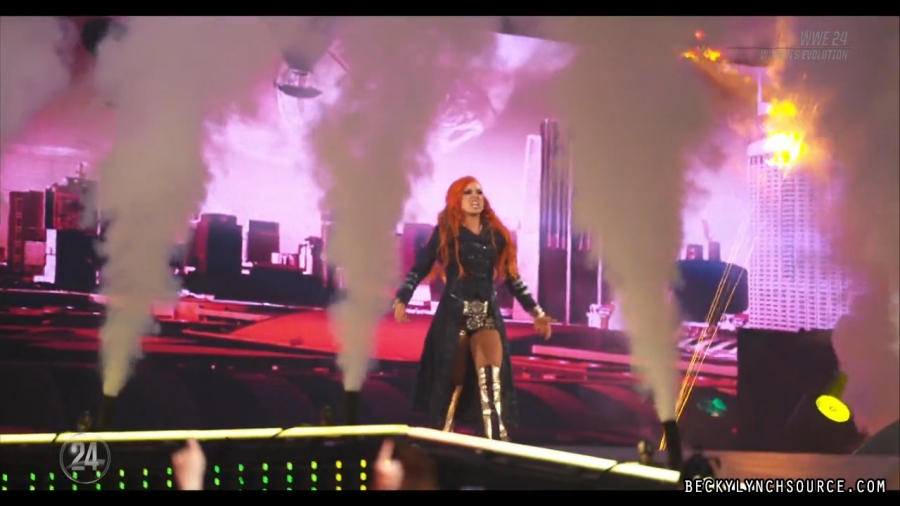 BeckyWWE24WomensEvolution_Still354.jpg