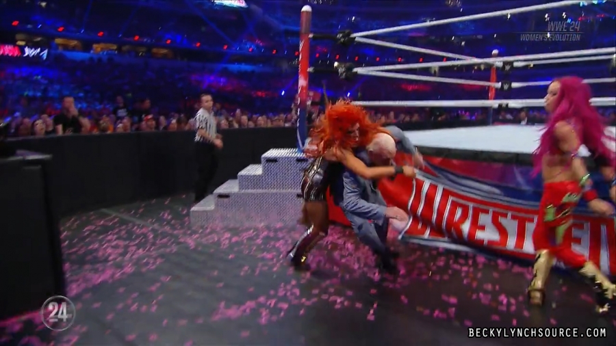 BeckyWWE24WomensEvolution_Still405.jpg