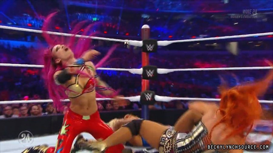 BeckyWWE24WomensEvolution_Still473.jpg