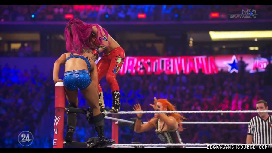 BeckyWWE24WomensEvolution_Still548.jpg