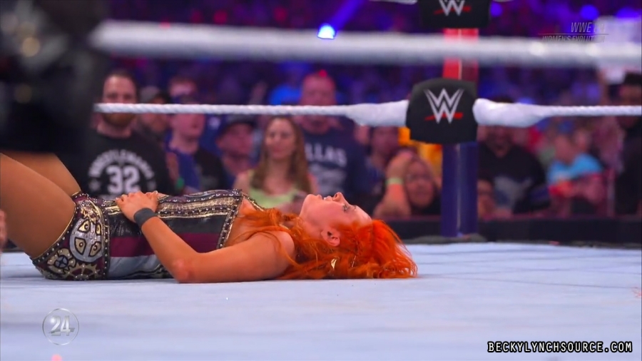 BeckyWWE24WomensEvolution_Still587.jpg