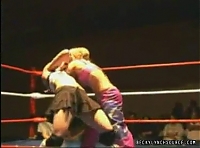 Rebecca_Knox_vs_Lufisto_Still180.jpg